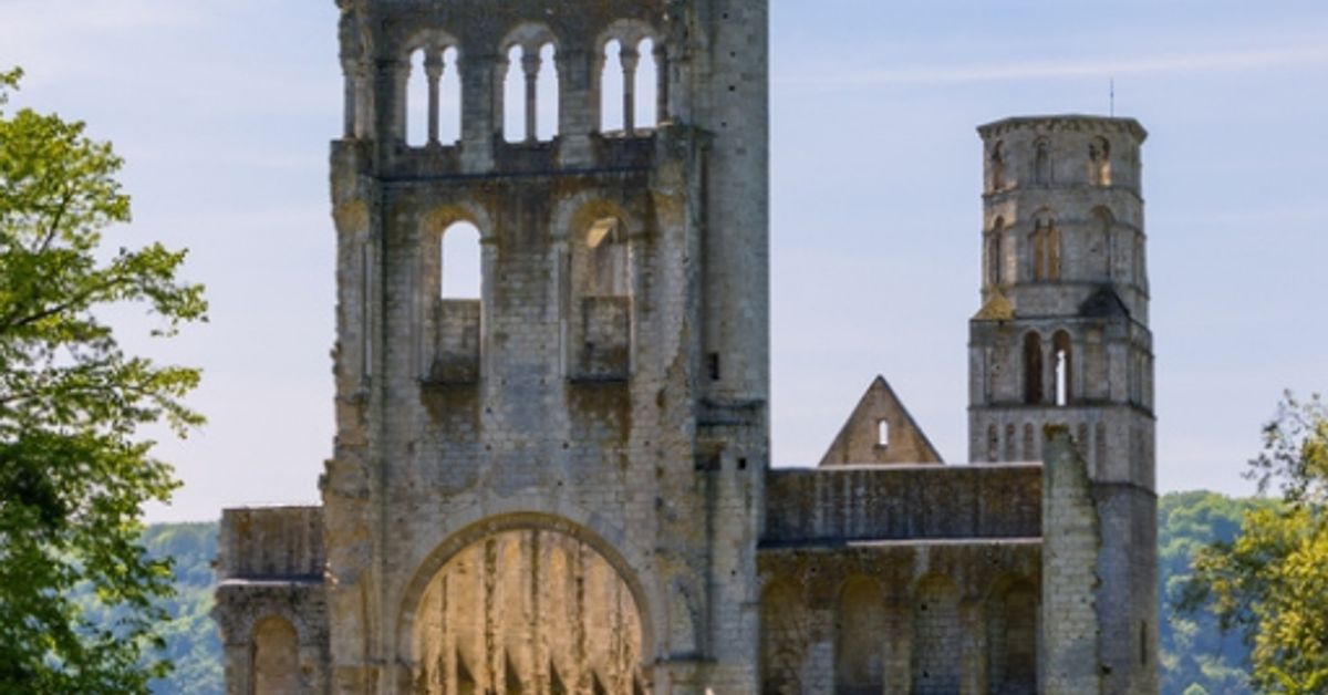 French Surnames of Normandy: Origins, Meanings and Family Heritage