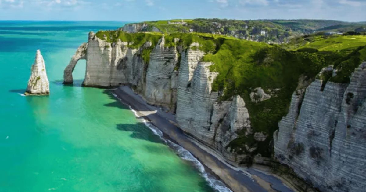 The Acadians: Expelled from Nova Scotia, Forever French