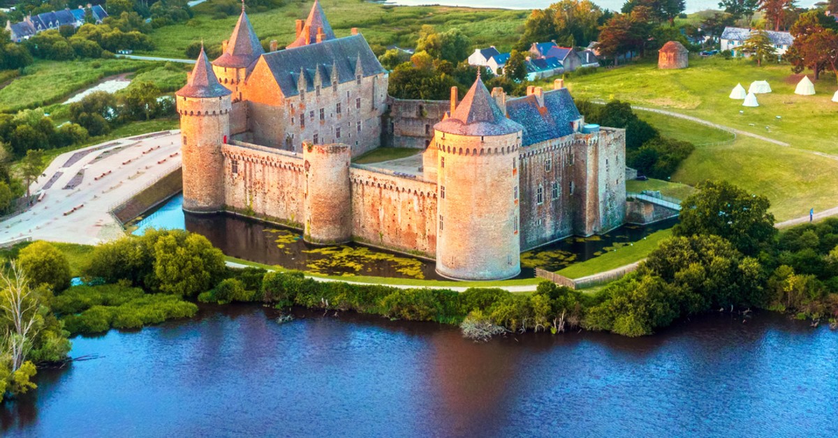 French Surnames of Brittany: Origins, Meanings and Family Heritage