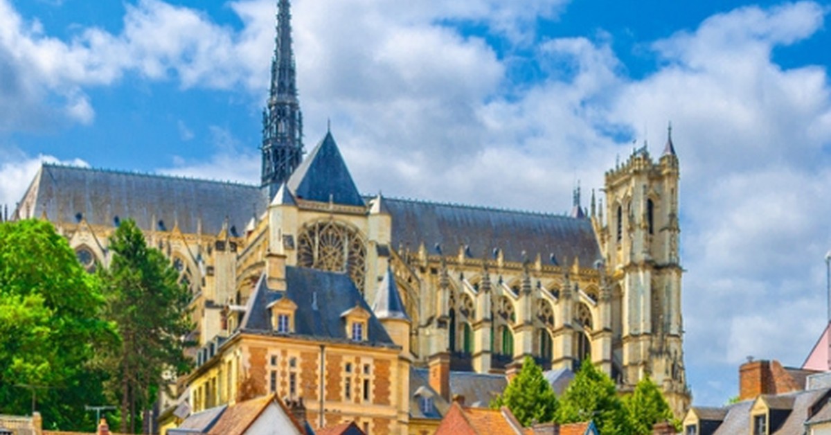 French Surnames of Picardy: Origins, Meanings and Family Heritage