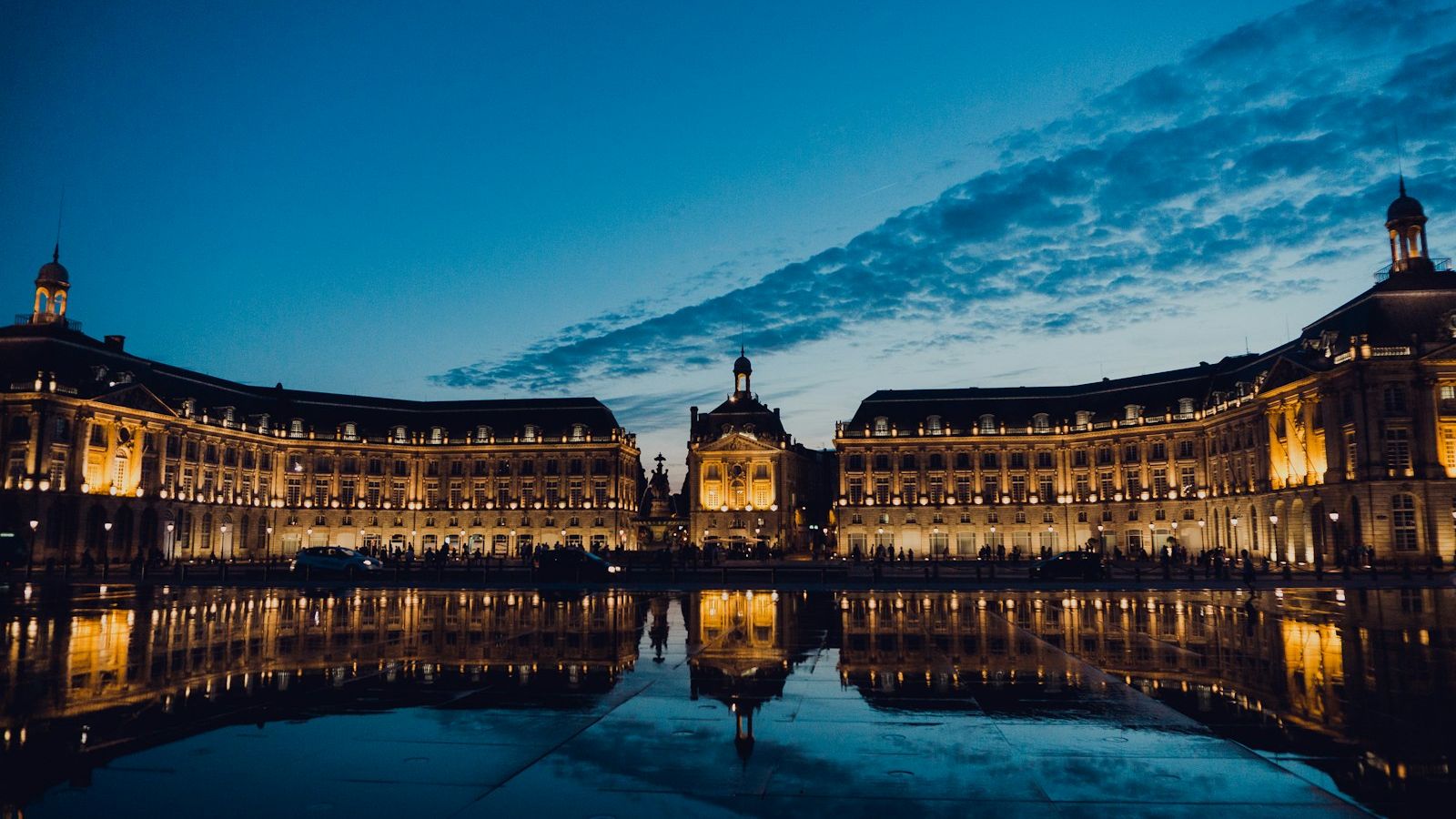 Bordeaux Travel Guide: Everything You Need to Know Before You Visit