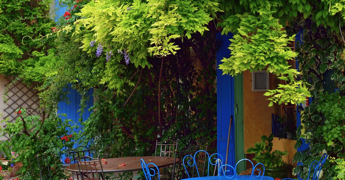 French Work Culture vs American Work Culture: Why the French Work to Live