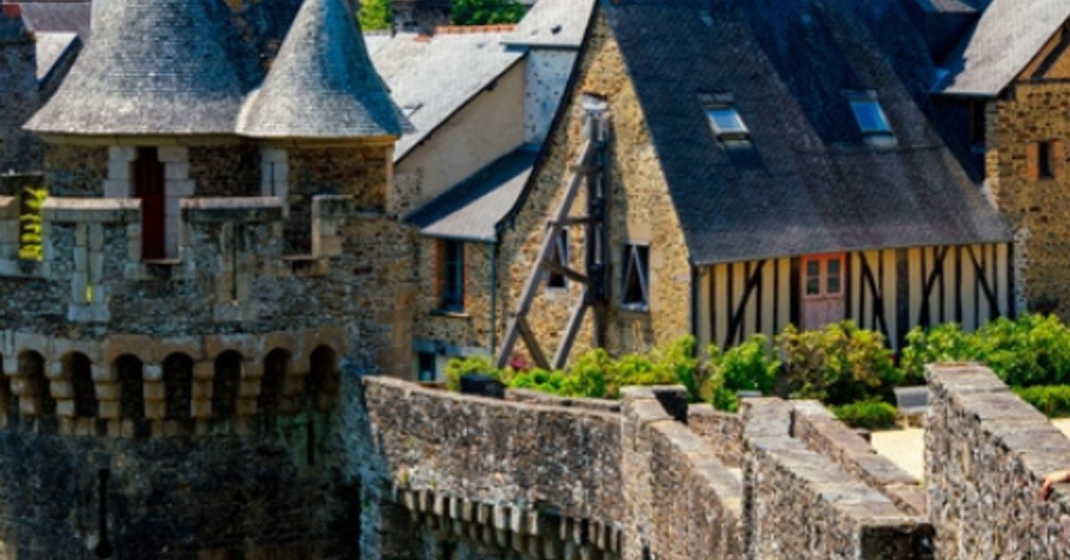 The Knights Templar in France: Their Rise, Fall, and Hidden Legacy