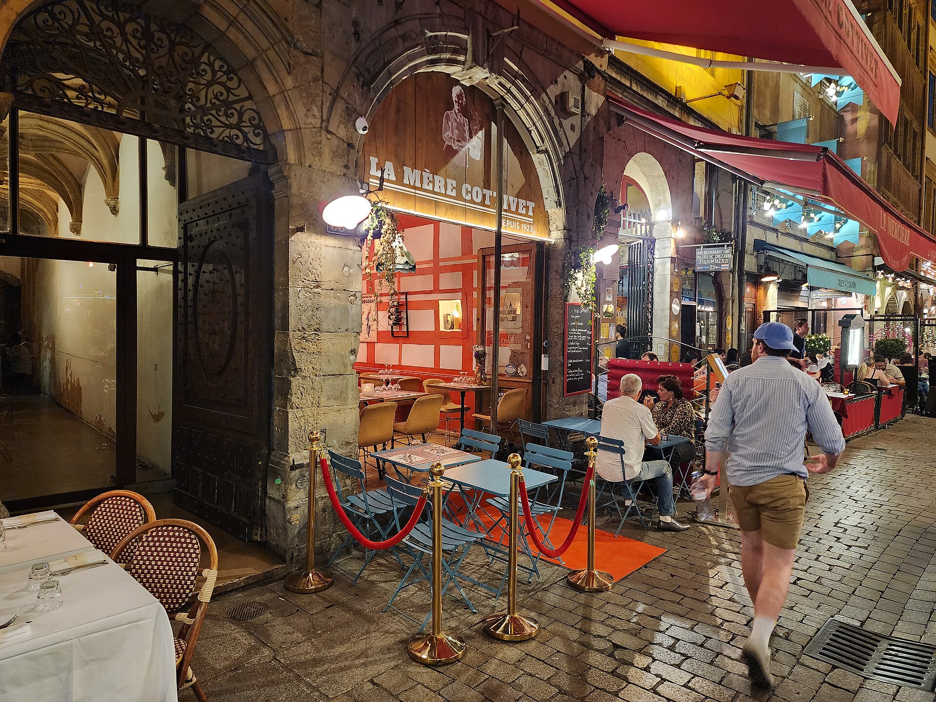 What Makes a Bouchon the Most Honest Restaurant You’ll Ever Eat In