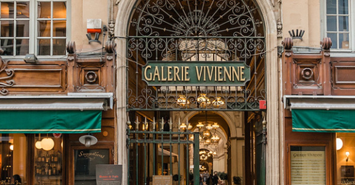 French Fashion: How Paris Became the Style Capital of the World