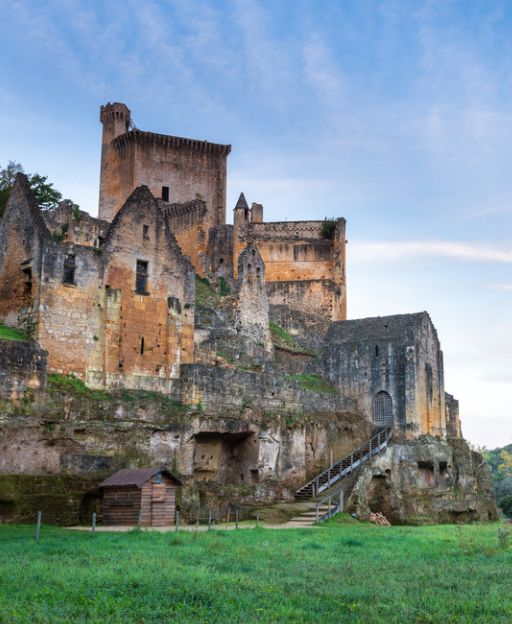 Dordogne Travel Guide: The Best of South-West France for First-Time Visitors