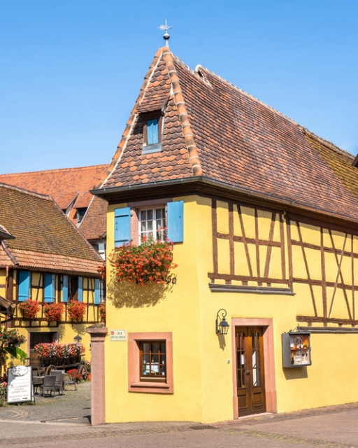 Moving to France: 10 Things to Check First