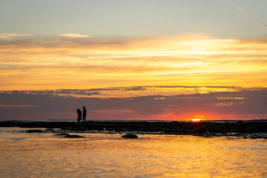 Sunset over the shore on the Île de Ré